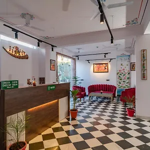 Dera Pichola- A Facing Boutique Hotel Udaipur